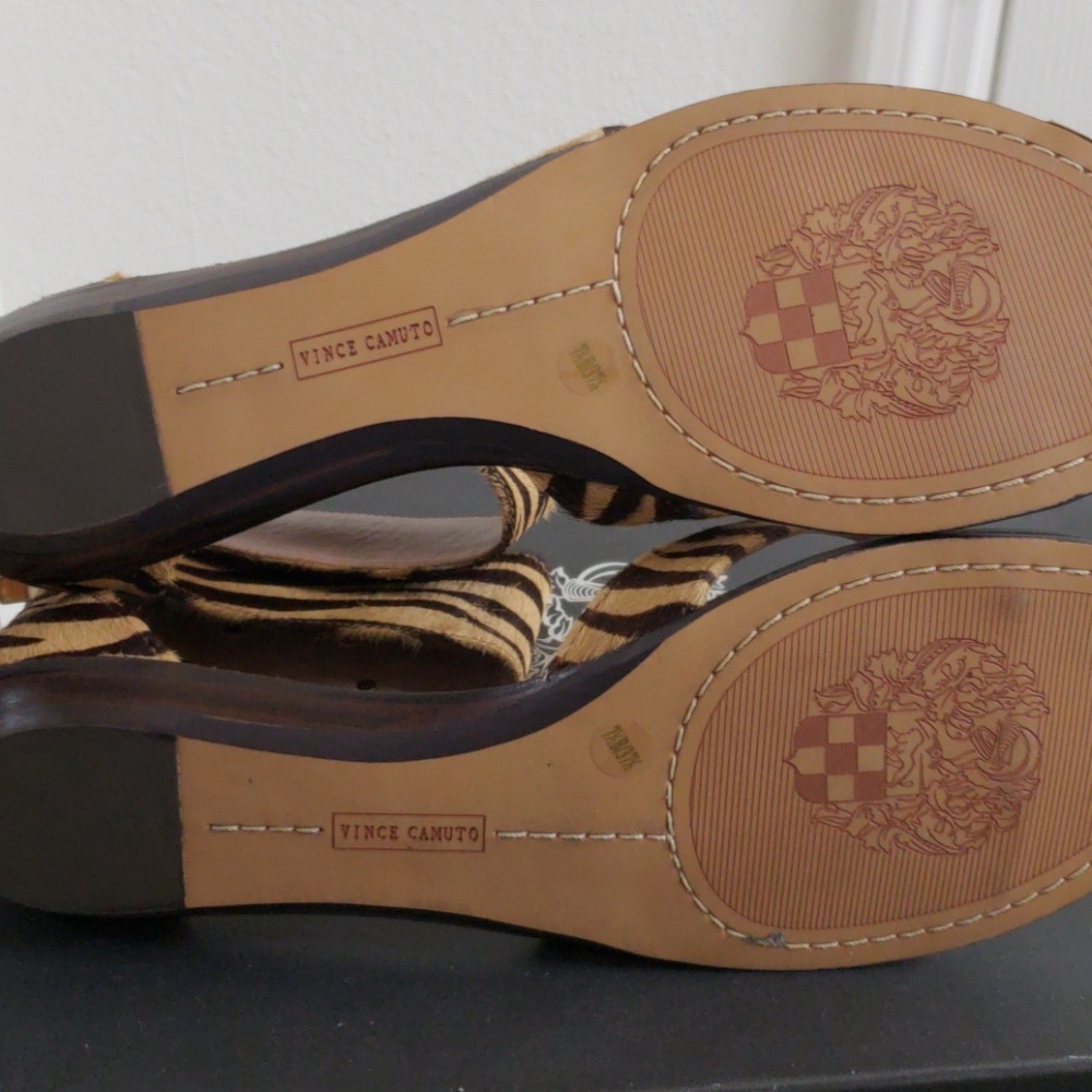 Shoes - Picture 4 of 6
